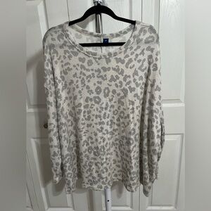 NWT 3X Plus Long Sleeved Oversized Leopard Print Soft Top Old Navy Crew Neck 26W